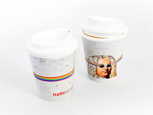 Für jeden Rhythmus  Ob an der Uni, im Park, beim Spazieren oder im Zug – der to-go-Becher ist mit seinem praktischen Schraubverschluss (mit Trinköffnung) der perfekte Begleiter.