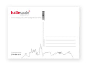 Die Postkarte „SanFran LuWu“ verfügt über eine weiße Rückseite mit „halle saale HANDELSTADT“ in Rot und Grau, Barcode, Adresszeilen, einer minimalistischen Halle (Saale)-Skyline mit Sehenswürdigkeiten und den Hashtags #verliebtinhallle, #halle, #postkarte.